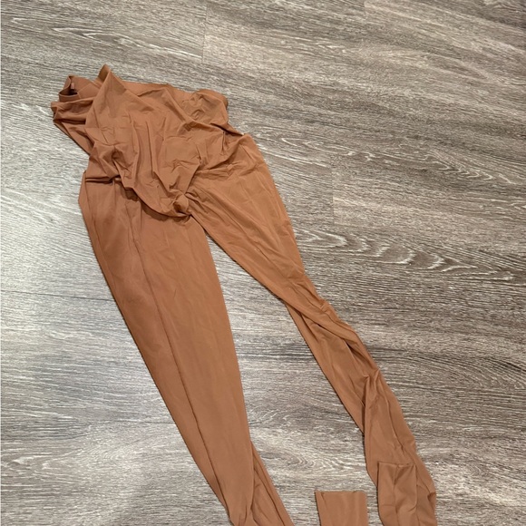 Skims milky sheer leggings & skirt - Picture 6 of 9